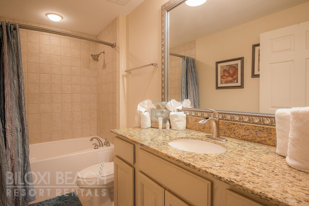 Legacy II 306 - Two Bedroom Apartment - thumb 3