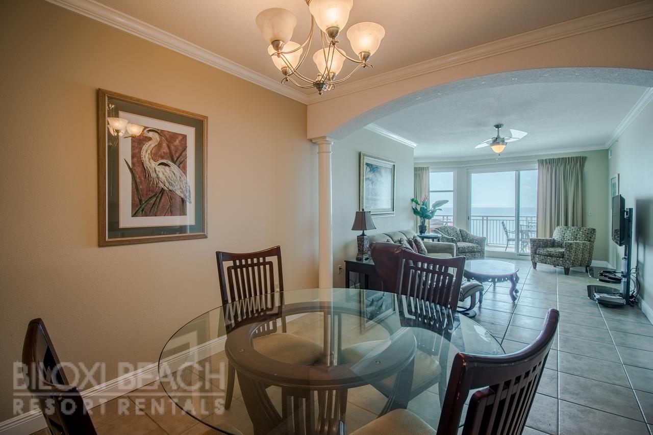 Legacy II 1005 - Four Bedroom Apartment - thumb 1