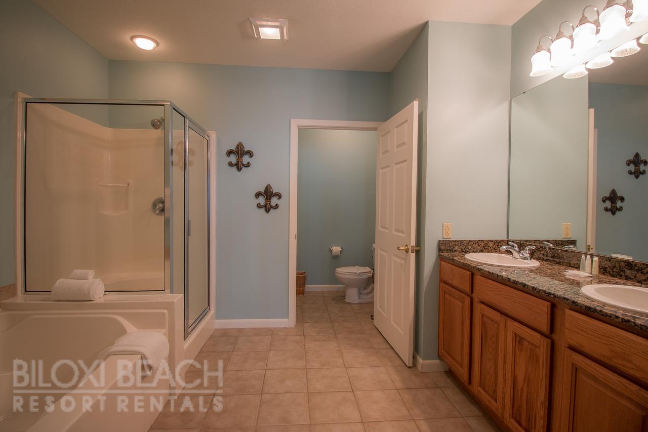 Legacy I 1303 Penthouse - Three Bedroom Apartment - thumb 11