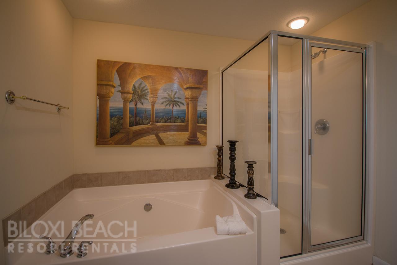 Legacy I 404 - Three Bedroom Apartment - thumb 10