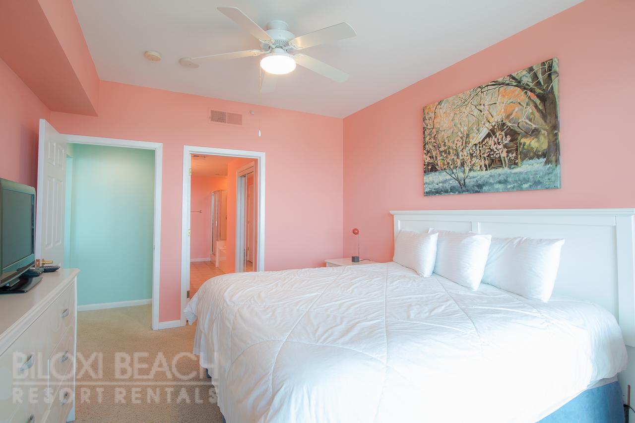 Legacy I 307 - Two Bedroom Apartment - thumb 8