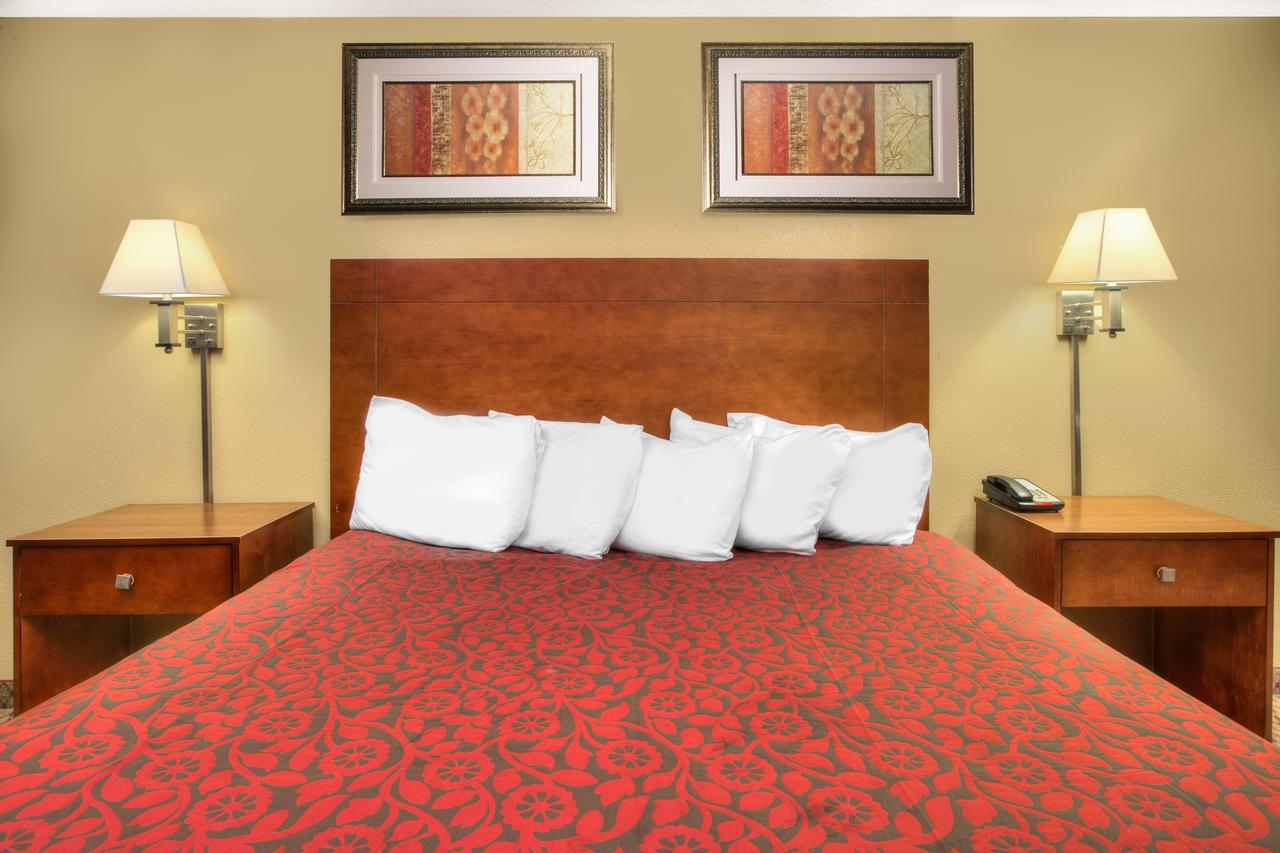 Days Inn By Wyndham Gulfport - thumb 5