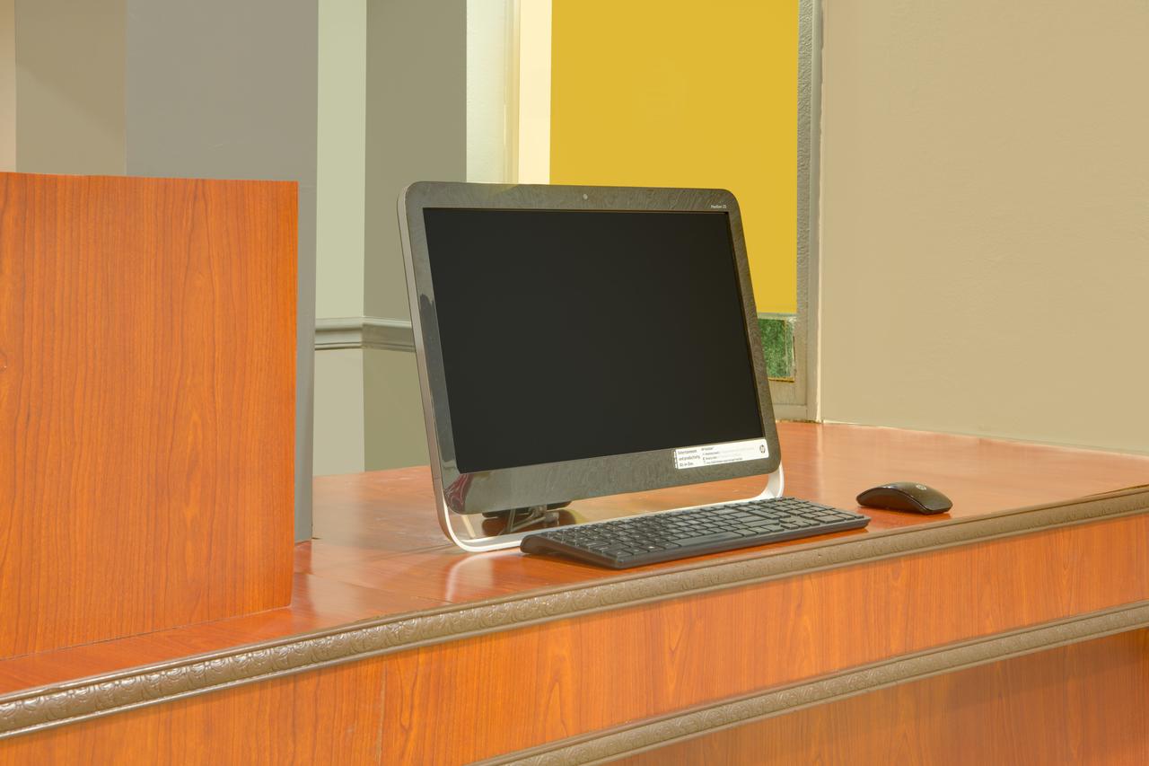 Days Inn By Wyndham Gulfport - thumb 12