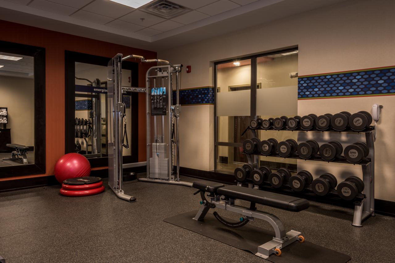 Hampton Inn & Suites Gulfport - thumb 14