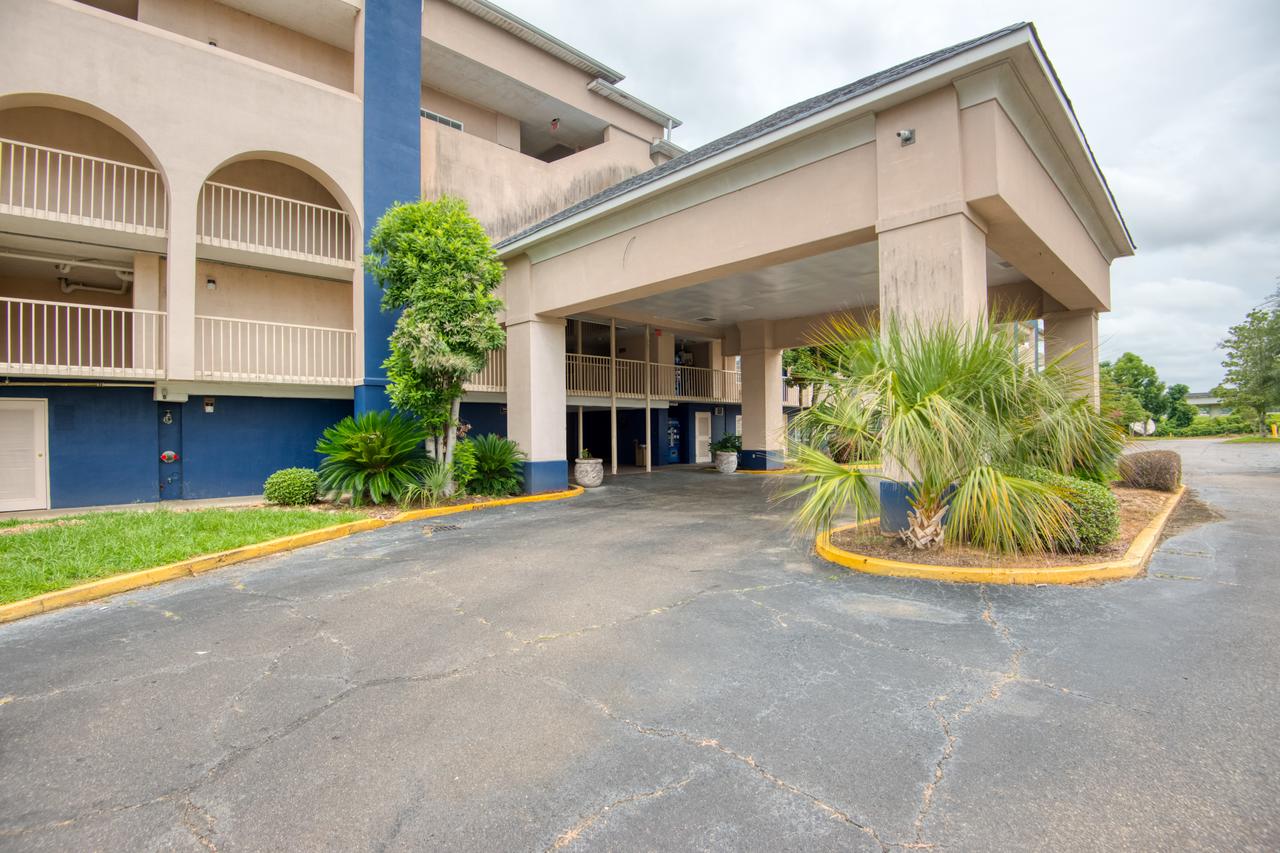 Hotel Jackson Fairgrounds I-55 - thumb 19