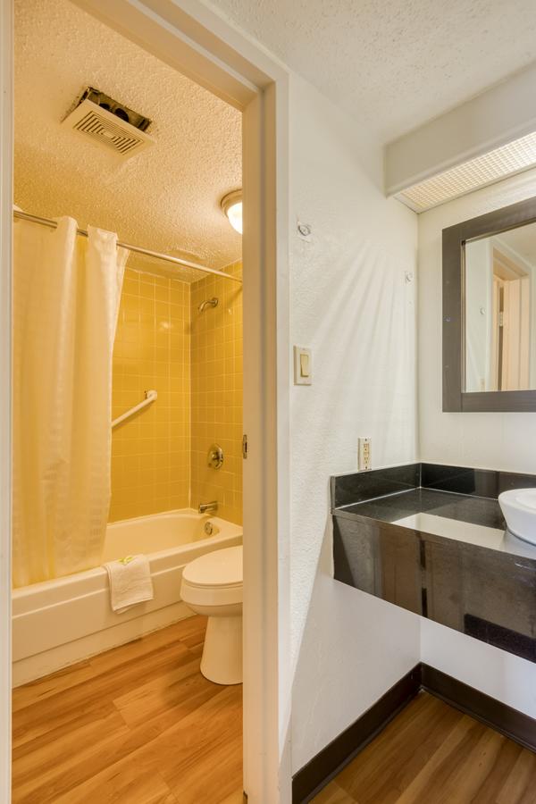 Hotel Jackson Fairgrounds I-55 - thumb 17