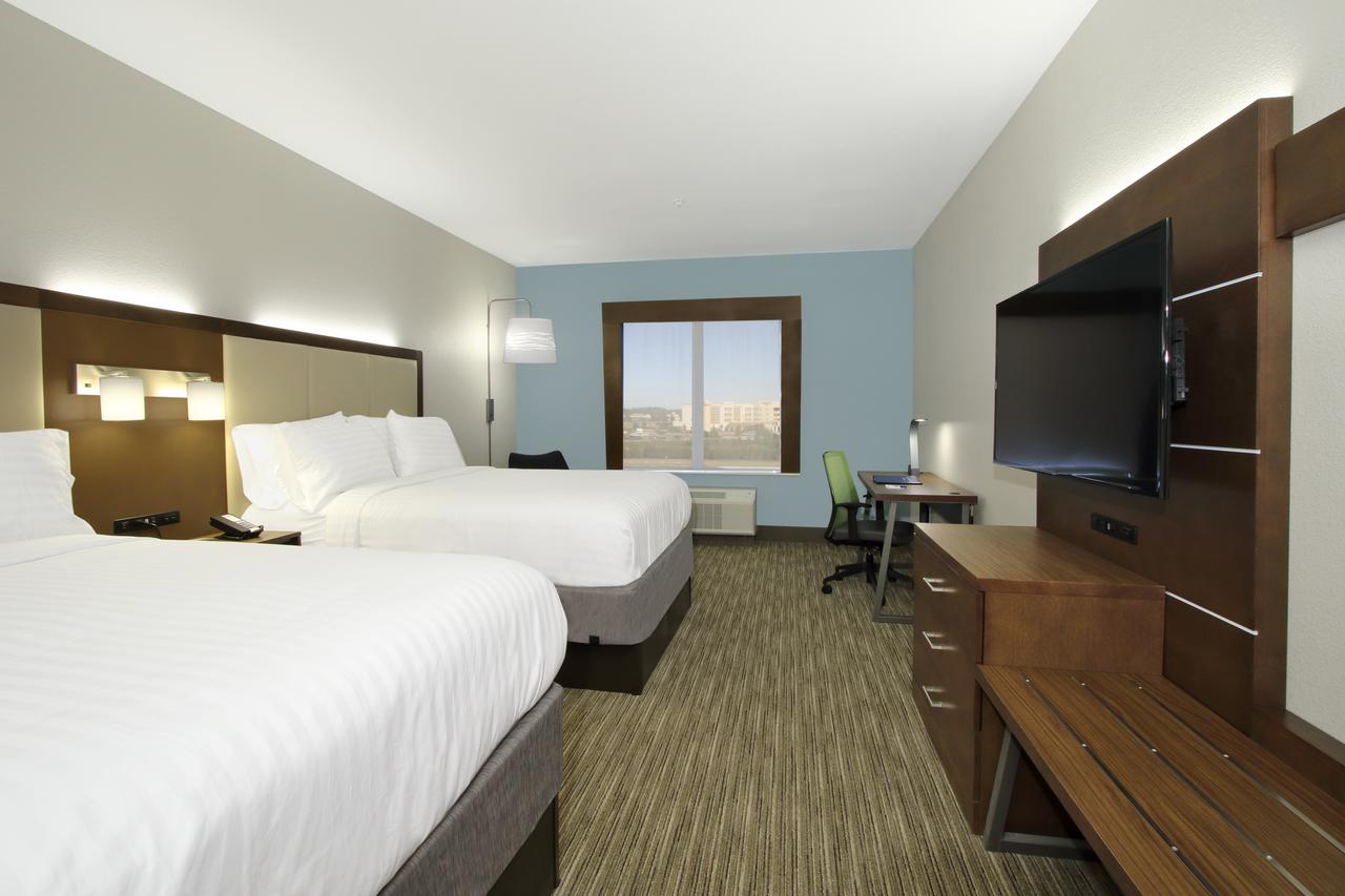 Holiday Inn Express & Suites - Columbus North - thumb 0