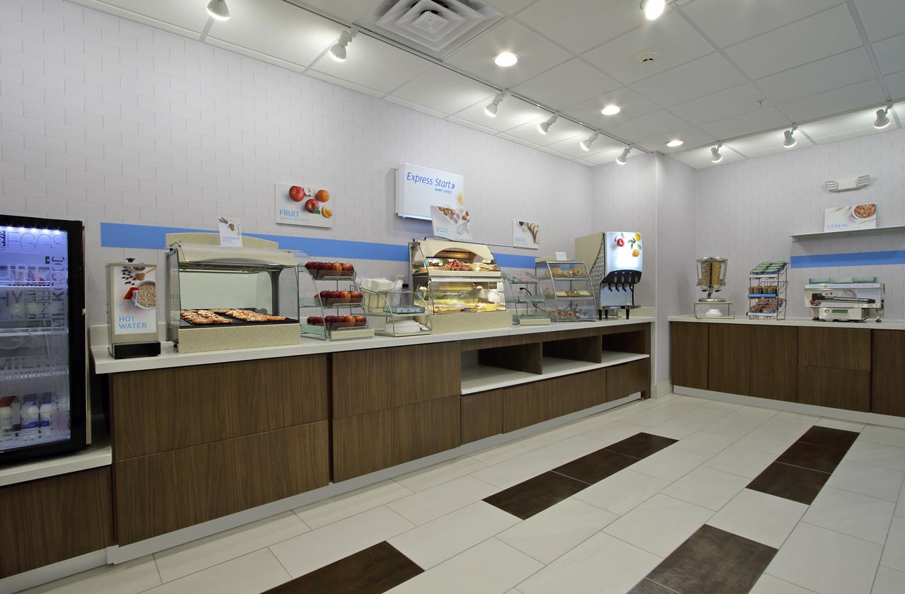 Holiday Inn Express & Suites - Columbus North - thumb 7
