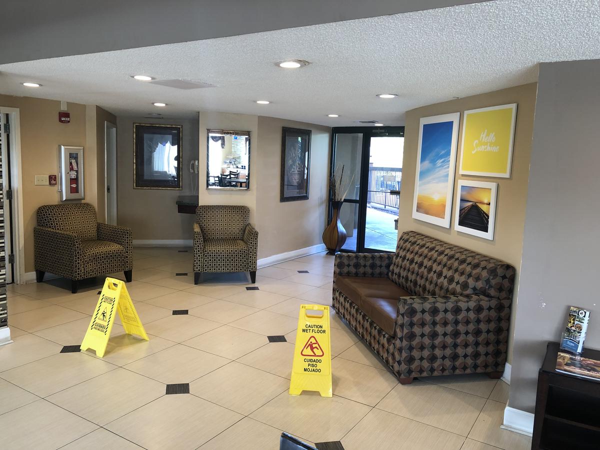 Days Inn By Wyndham Columbus - thumb 7