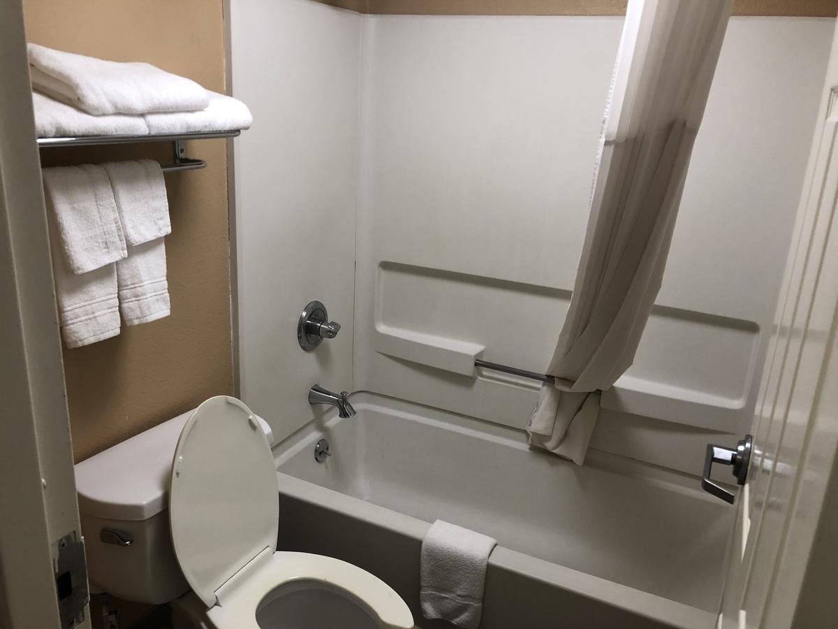 Days Inn By Wyndham Columbus - thumb 14