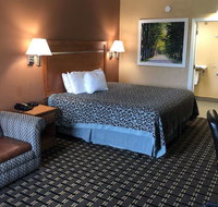 Days Inn by Wyndham Columbus - Tourism Bookings