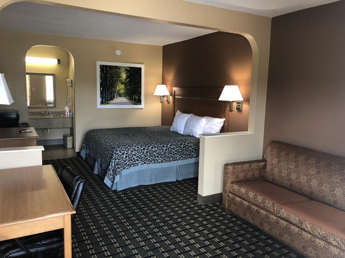 Days Inn By Wyndham Columbus - thumb 12
