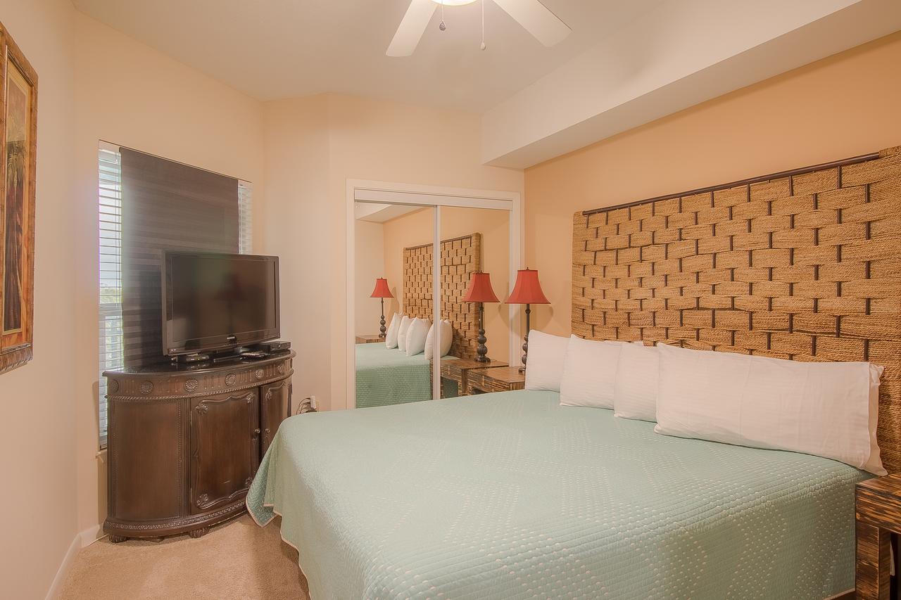 Legacy I 705 - Three Bedroom Apartment - thumb 17