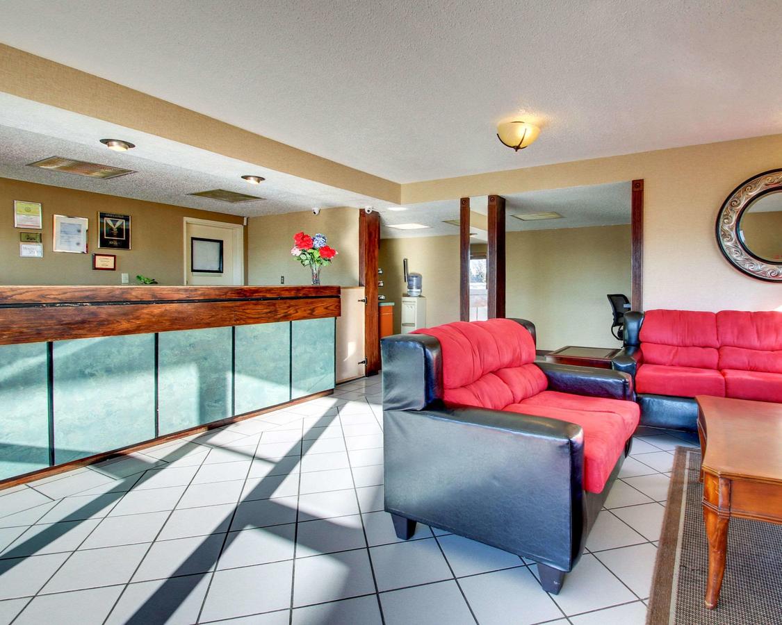 Econo Lodge Vicksburg - thumb 3