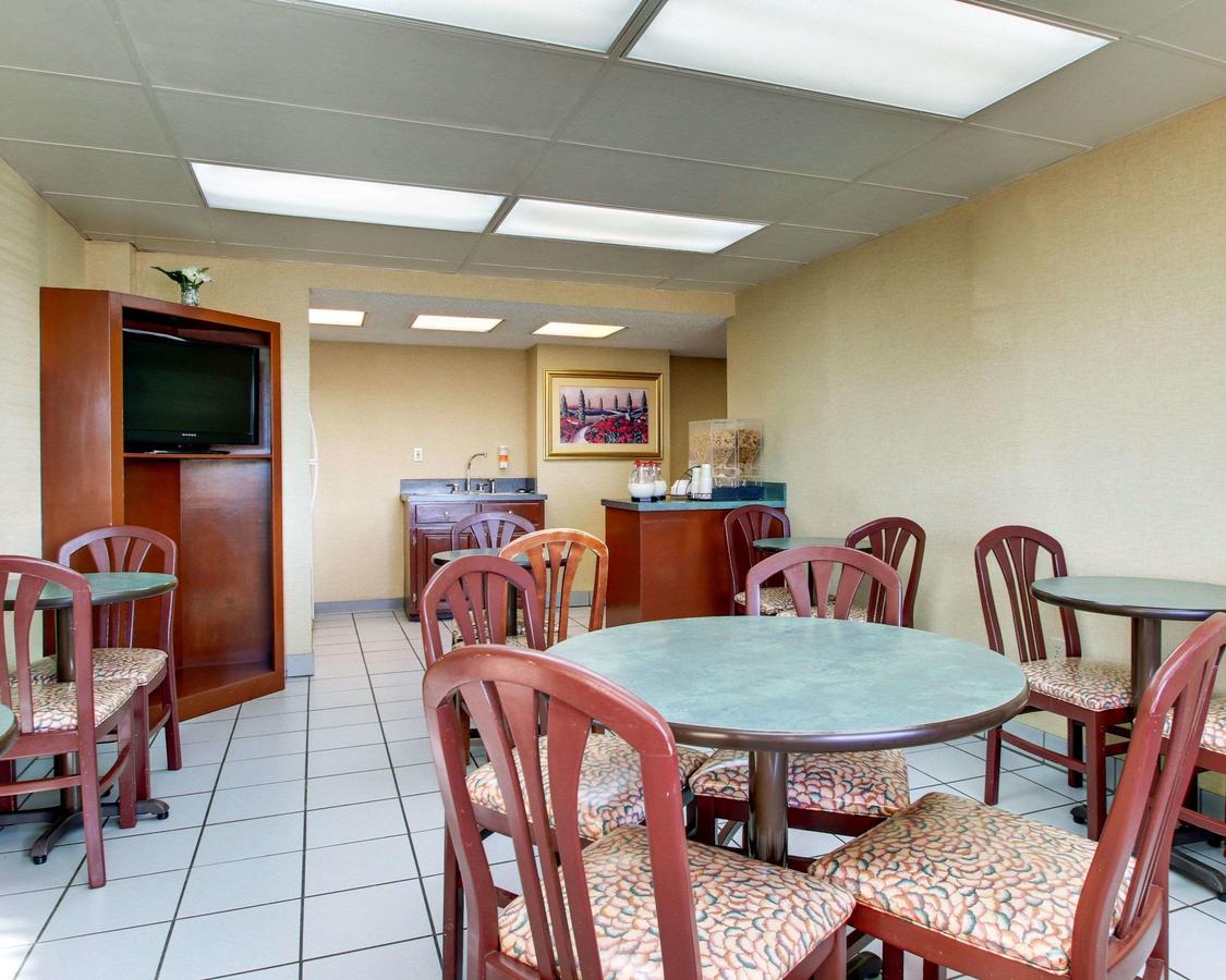 Econo Lodge Vicksburg - thumb 23