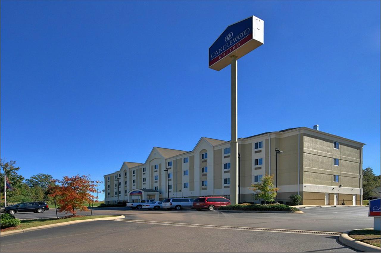Candlewood Suites Pearl - thumb 20