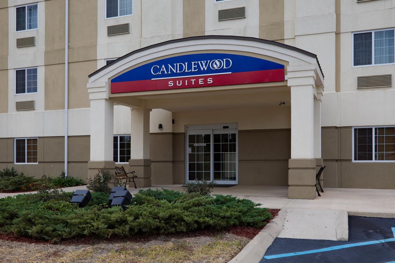 Candlewood Suites Pearl - thumb 12