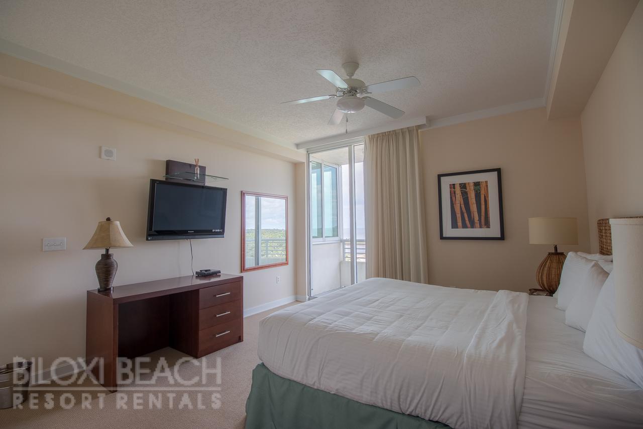 Ocean Club 703 - One Bedroom Apartment - thumb 6