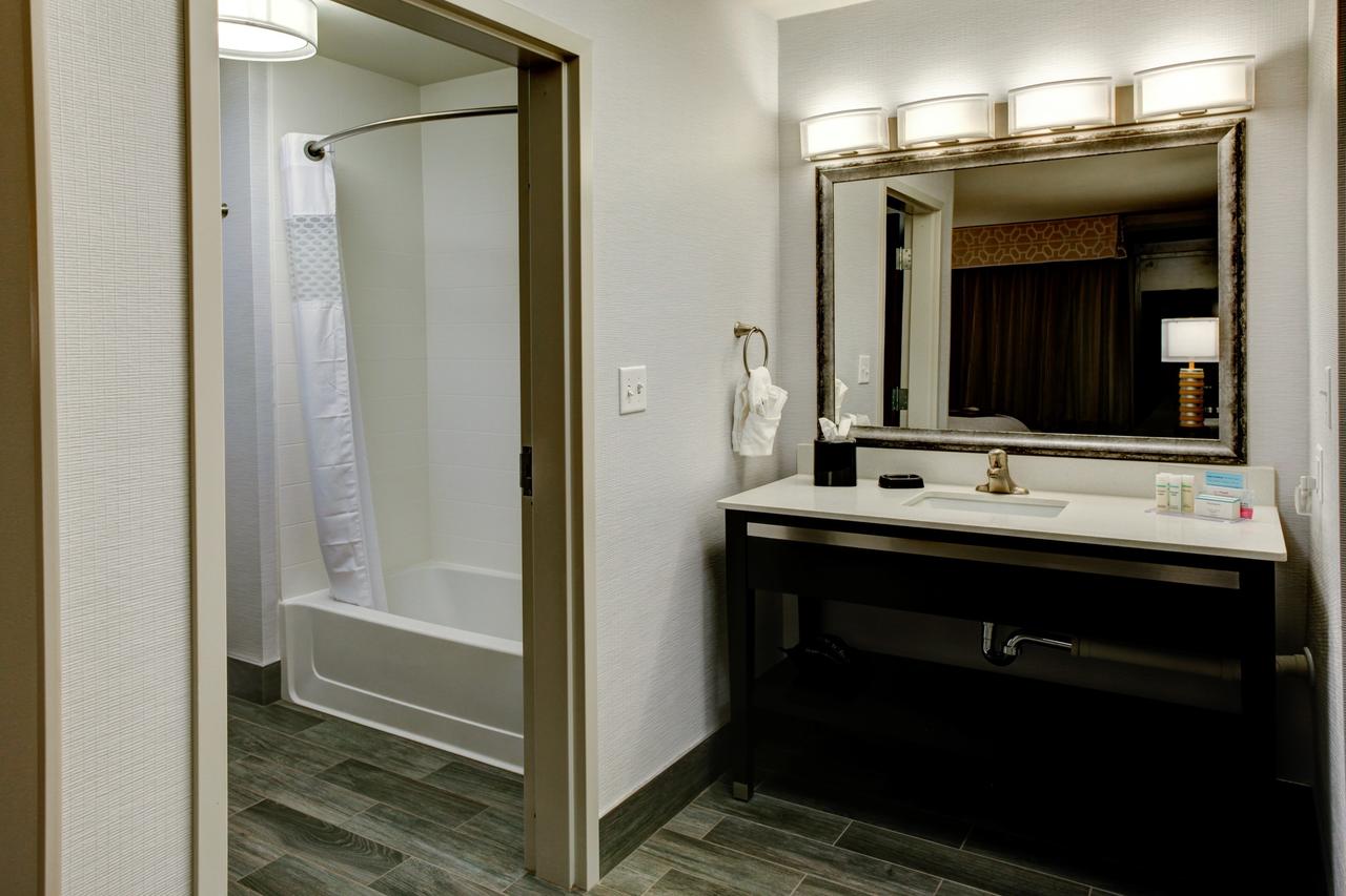 Hampton Inn And Suites Columbus, MS - thumb 12