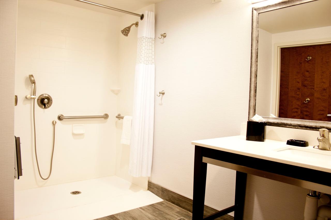 Hampton Inn And Suites Columbus, MS - thumb 9