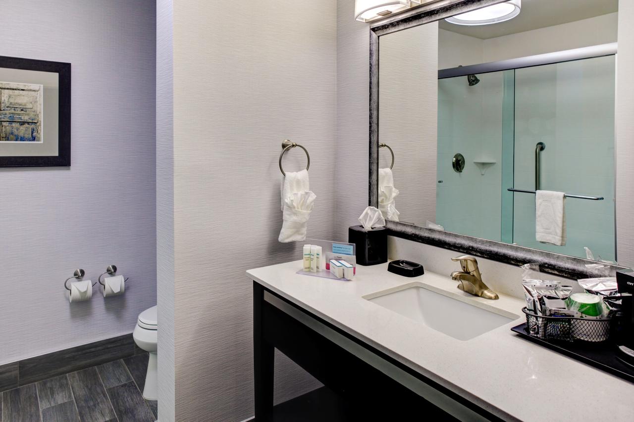 Hampton Inn And Suites Columbus, MS - thumb 14