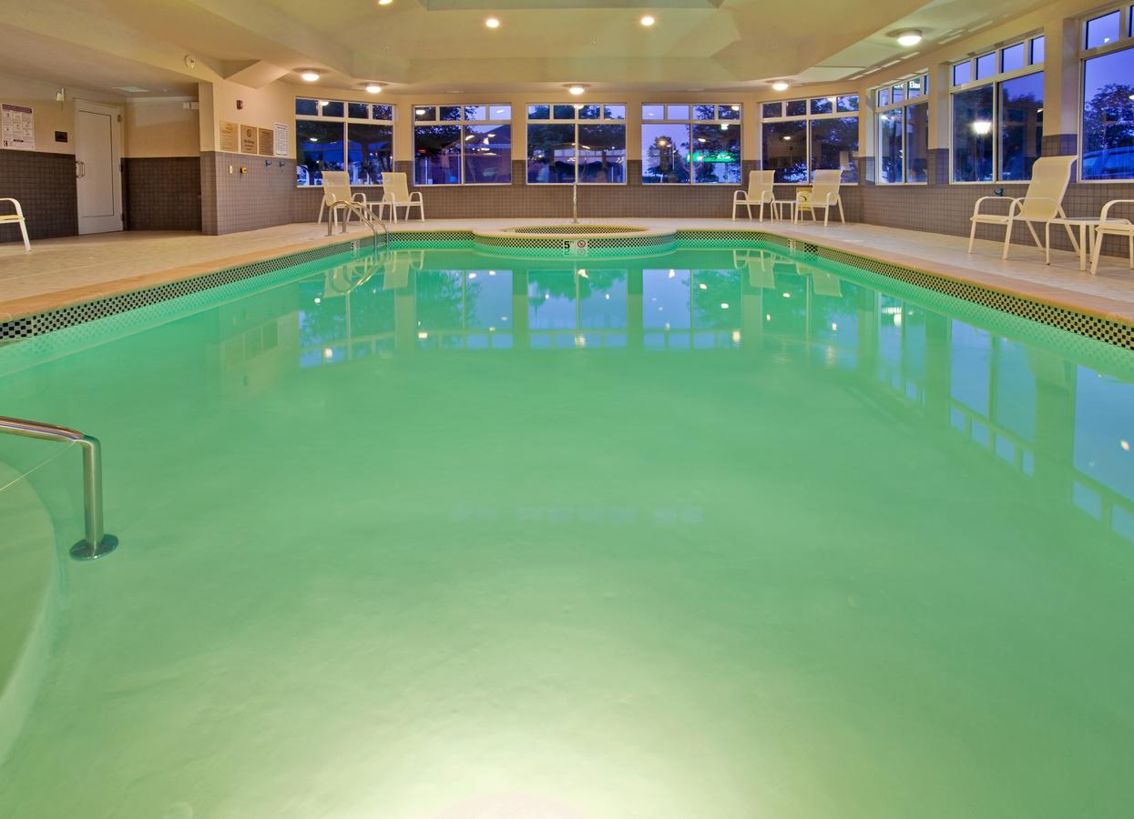 Holiday Inn Express Hotel & Suites Kansas City - Grandview - thumb 14