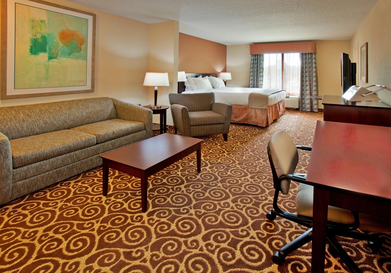 Holiday Inn Express Hotel & Suites Kansas City - Grandview - thumb 23