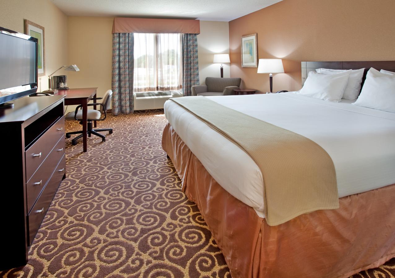 Holiday Inn Express Hotel & Suites Kansas City - Grandview - thumb 20