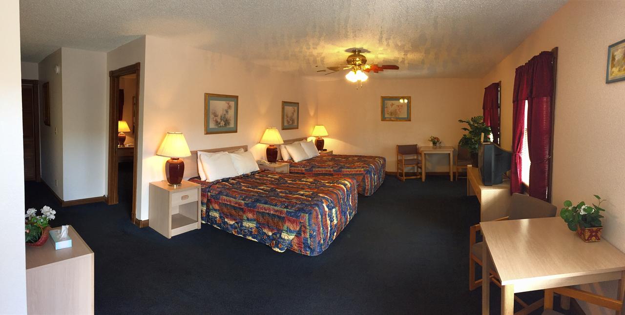 Twelve Oaks Inn - thumb 26