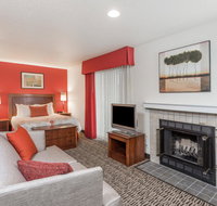 Hawthorn Suites by Wyndham St. Louis Westport Plaza - Tourism Bookings