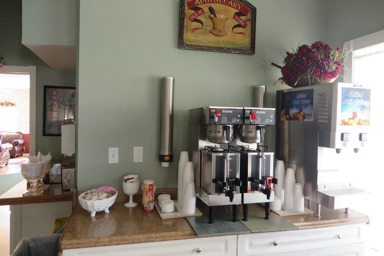 Carriage House Inn - thumb 31