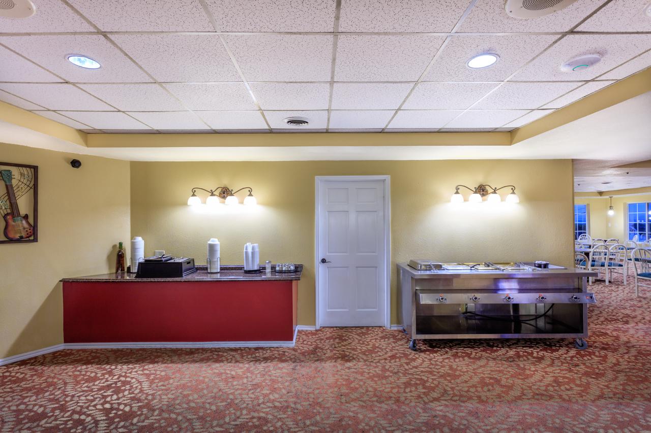 Branson Towers Hotel - thumb 7