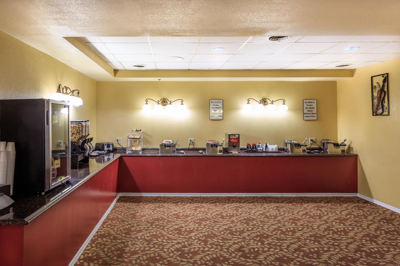 Branson Towers Hotel - thumb 3