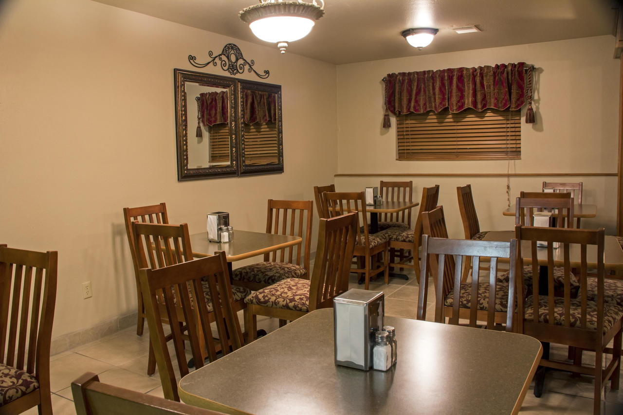 All American Inn & Suites Branson - thumb 6