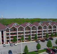 Surreys' Grand Crowne Resort - Tourism Bookings