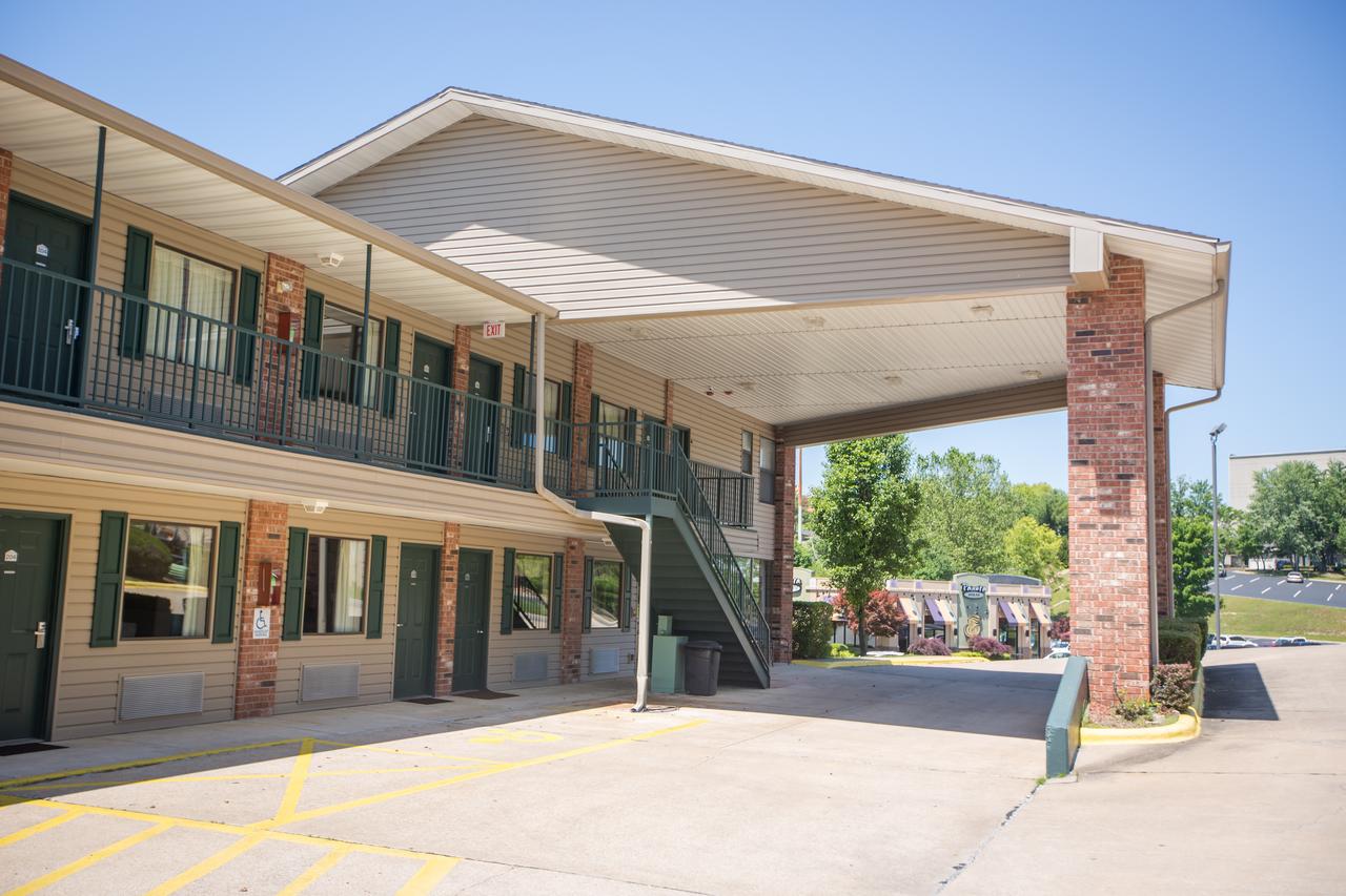 Green Gables Inn - thumb 11