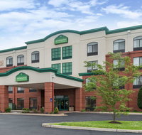 Wingate by Wyndham St. Charles - Tourism Bookings