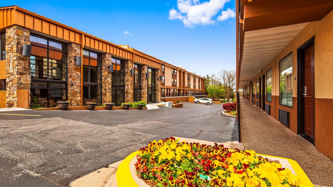 Best Western Center Pointe Inn - thumb 40