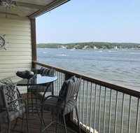 Beautiful 2 Level Condo with Main Channel View - Tourism Bookings