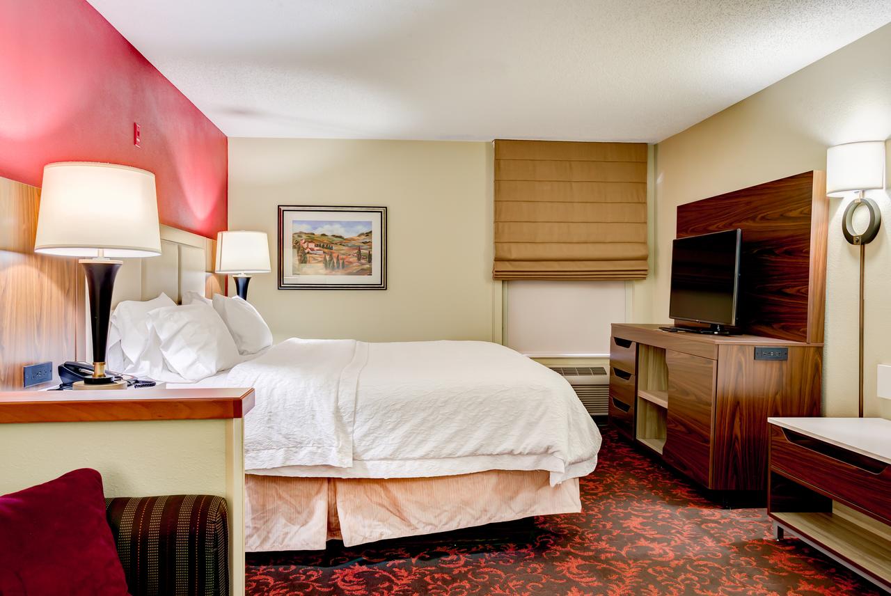 Hampton Inn St. Joseph - thumb 10