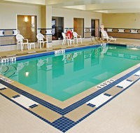 Holiday Inn Express Hotel  Suites St. Louis - NE Lambert Field - Tourism Bookings