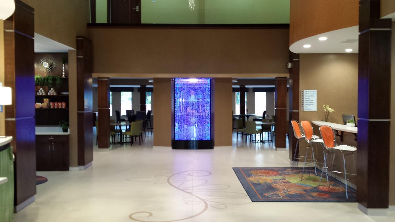 Holiday Inn Express Hotel & Suites St. Louis - NE Lambert Field - thumb 21