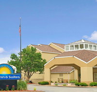 Days Inn by Wyndham St. Louis/Westport MO - USA Accommodation