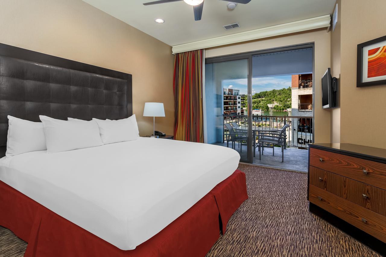 Hilton Promenade Branson Landing - thumb 6