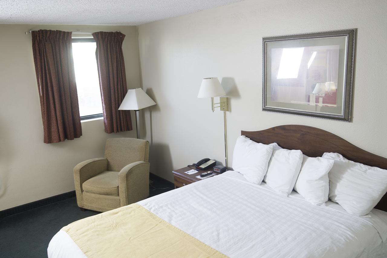 Americas Best Value Inn St. Louis / South - thumb 1