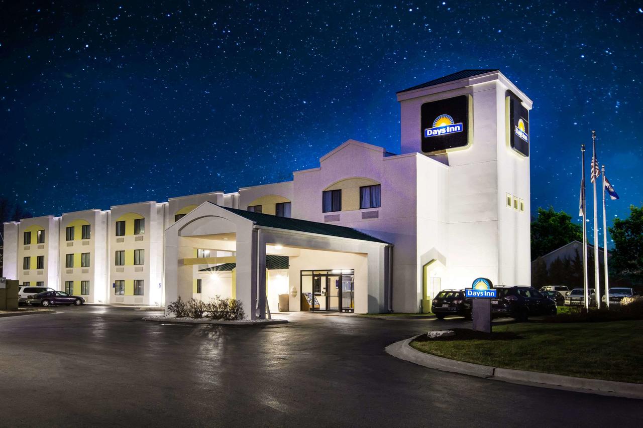 Days Inn By Wyndham Blue Springs - thumb 19
