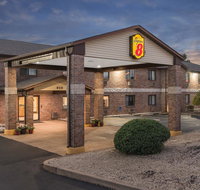 Super 8 by Wyndham Farmington - USA Accommodation