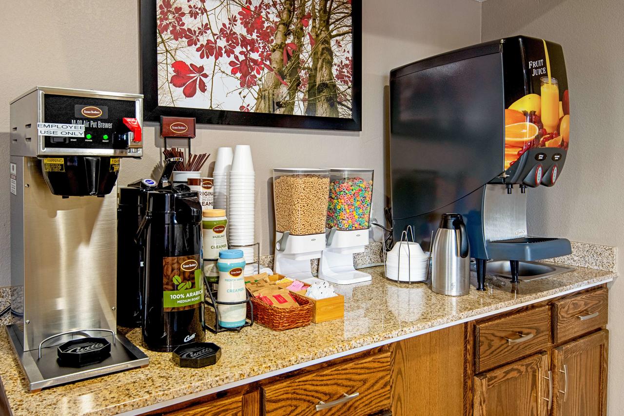 Red Roof Inn Cameron - thumb 25