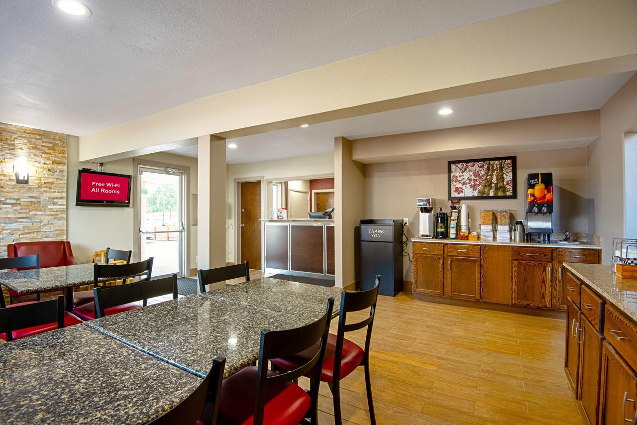 Red Roof Inn Cameron - thumb 2