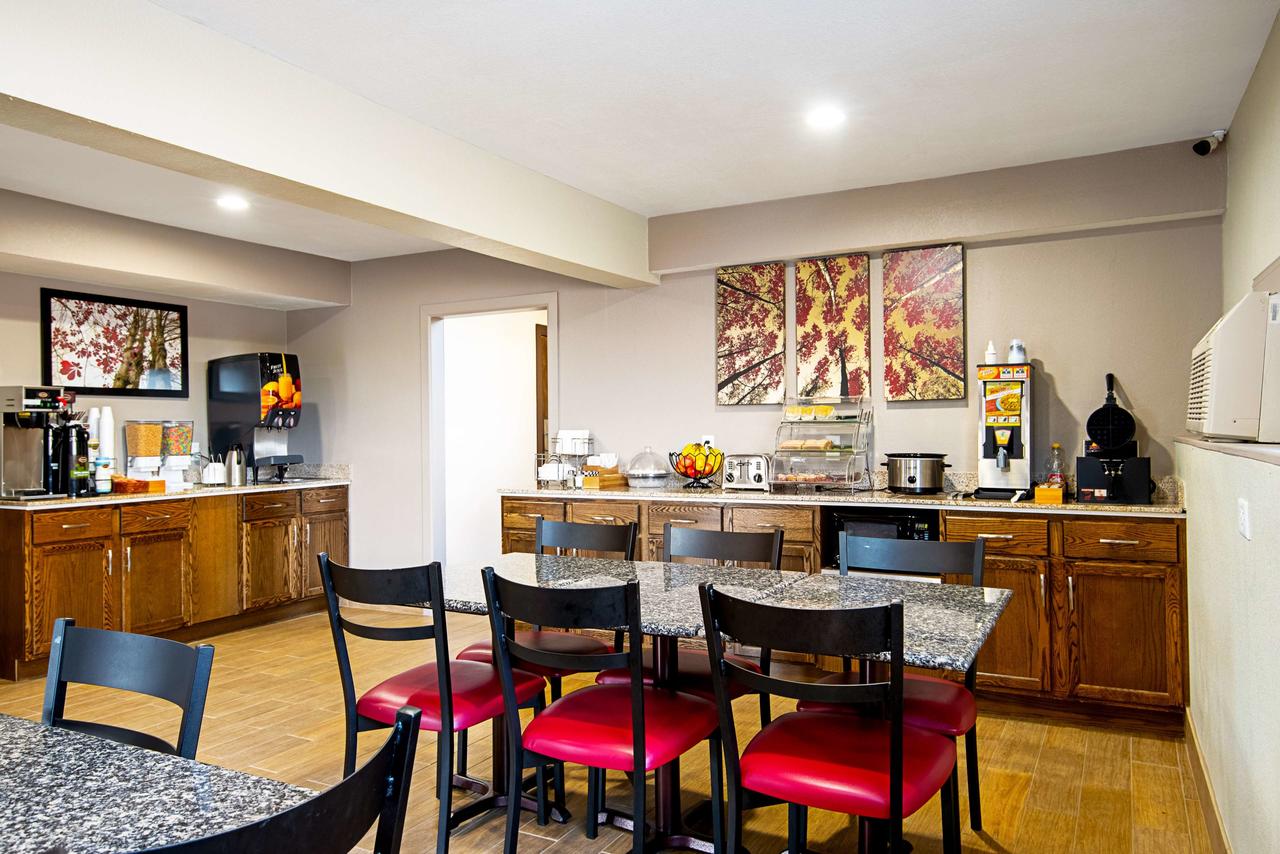 Red Roof Inn Cameron - thumb 19